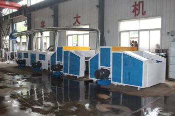 全自動吹塑機的機器模具有什么特點